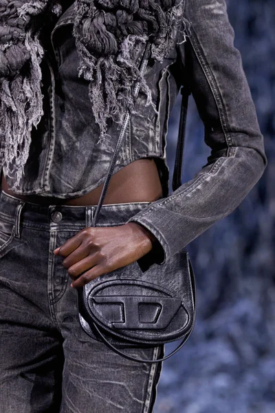 Look 36